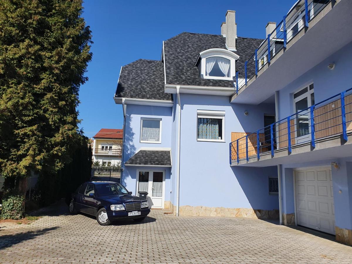 Laguna Apartmanhaz Heviz Ngoại thất bức ảnh