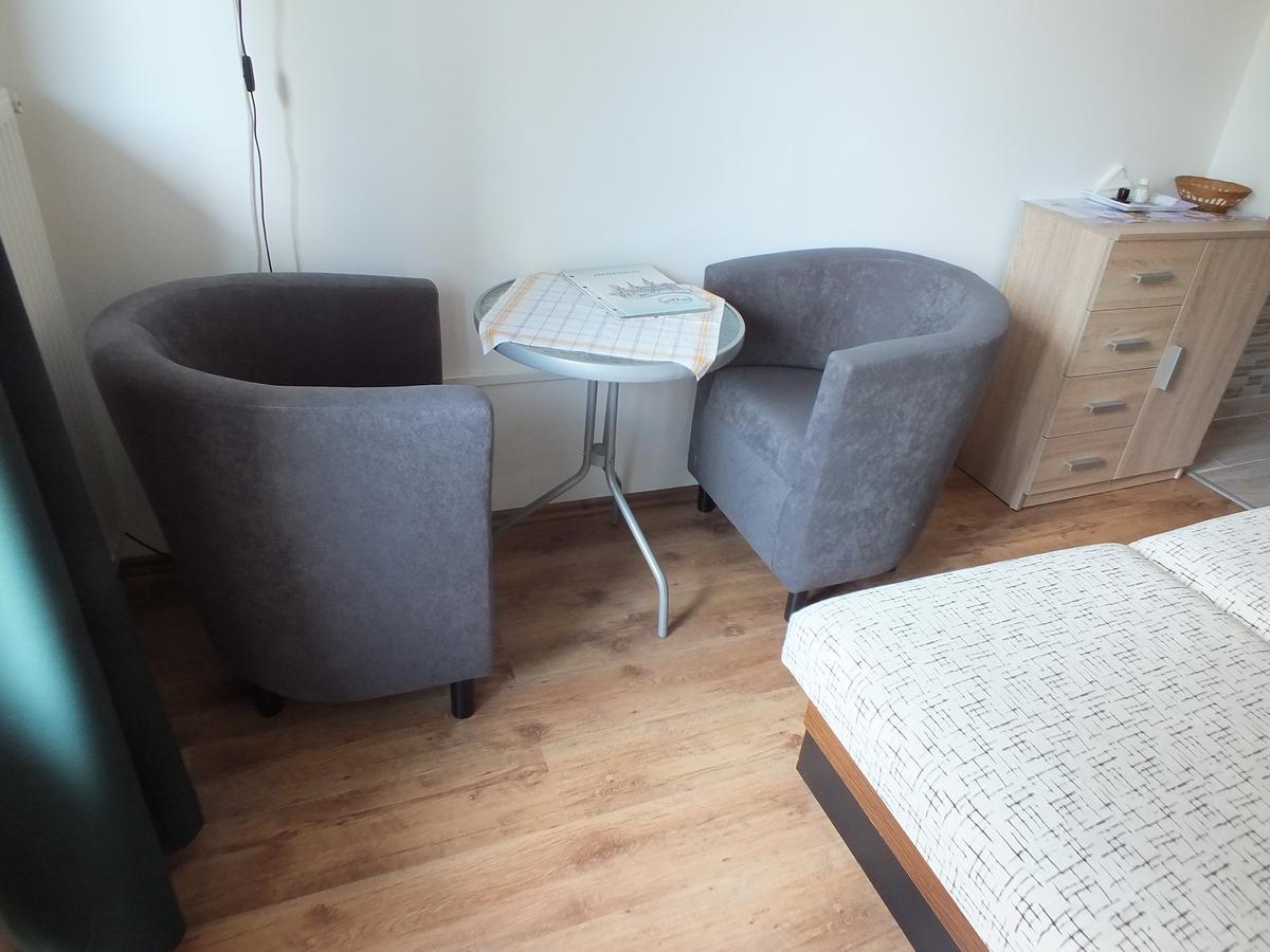Laguna Apartmanhaz Heviz Ngoại thất bức ảnh